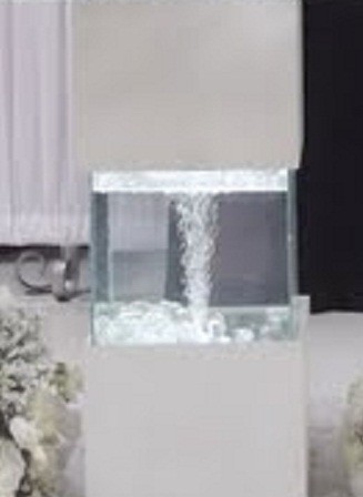 caixa modulo com luz e bomba 40x40x90